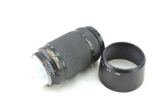 Nikon nikkor 300 mm - 70-300,