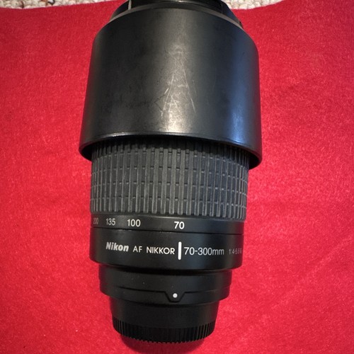 Nikon 300 5 6g - 70-300, mm